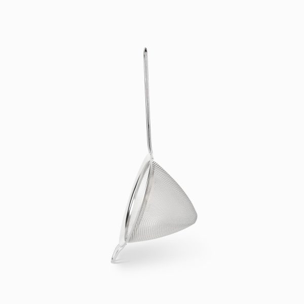 Colador conico en acero inox 16 cm