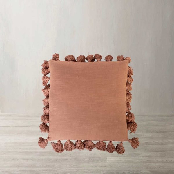 Cojín Borlas Rosado - Imagen 2