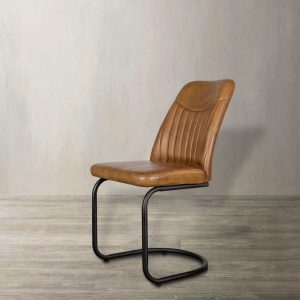 Silla en cuero para comedor con  espaldar Rayas