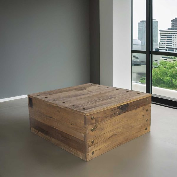 Mesa de centro baúl con taches - Imagen 4