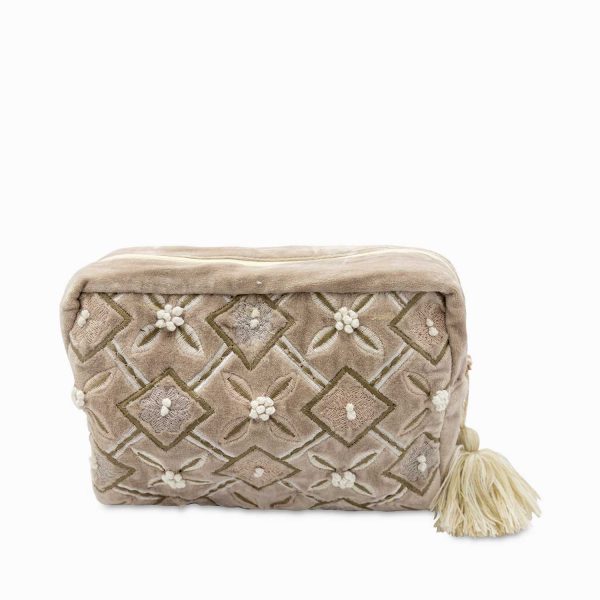 Bolsa cubos bordados