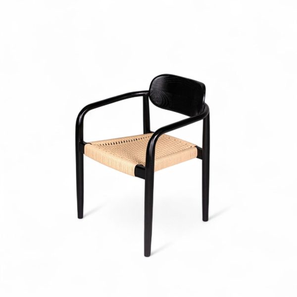 Silla de comedor Lucinda espaldar redondo negra