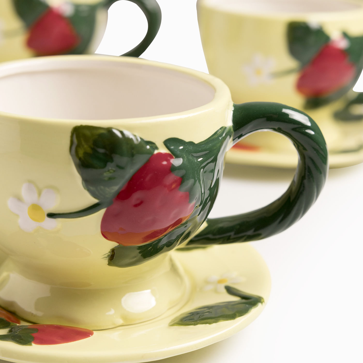 Pocillo y plato fresa 230ml set x4 - Imagen 4