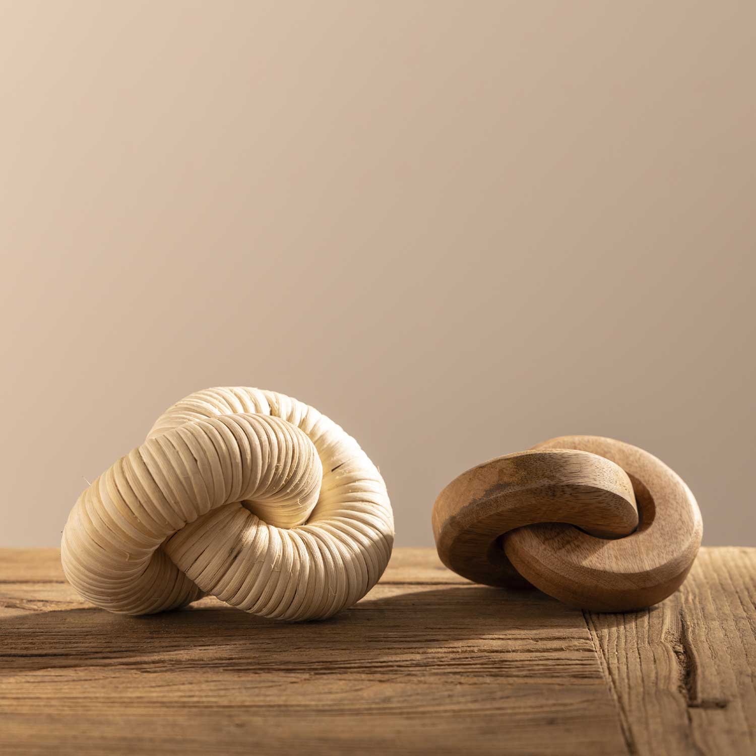 Nudo en madera aros - Imagen 6