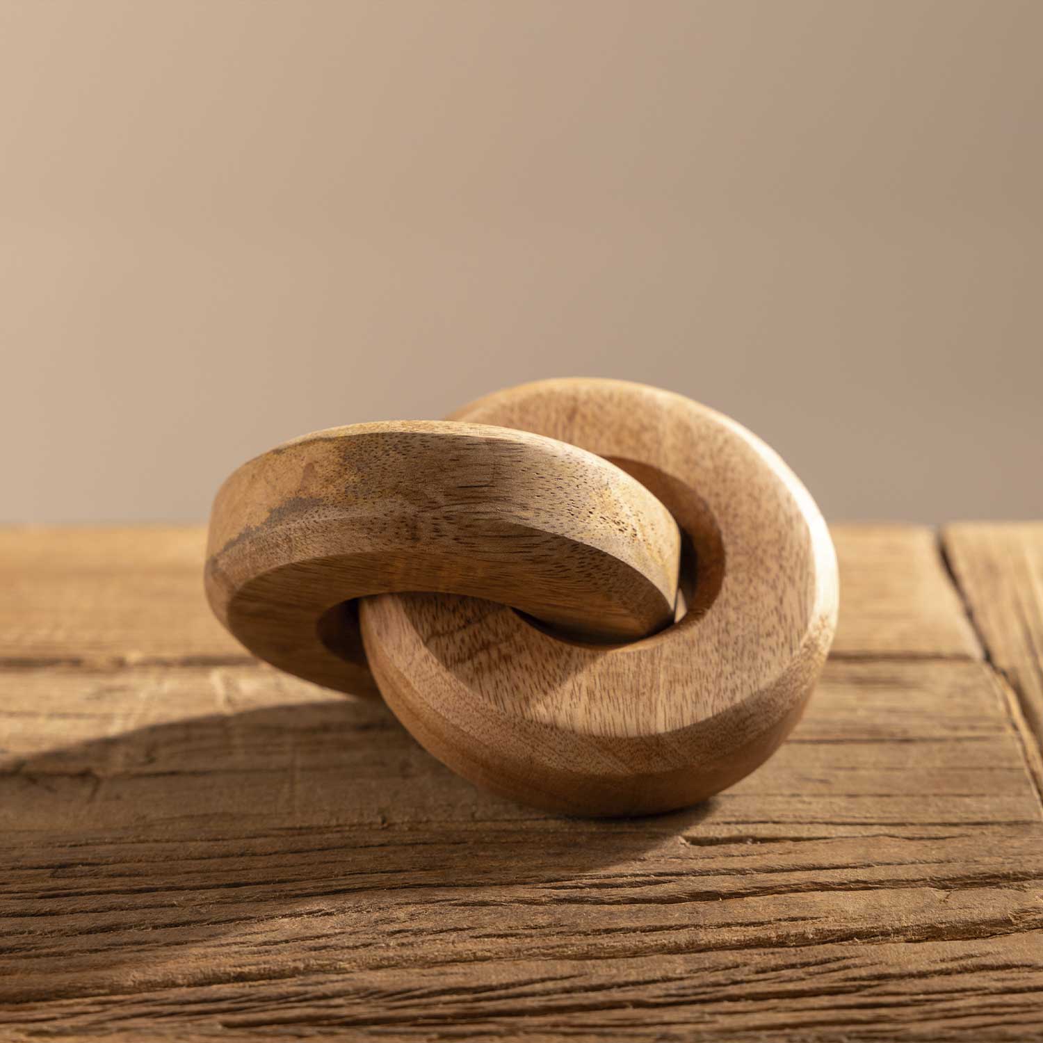 Nudo en madera aros - Imagen 2