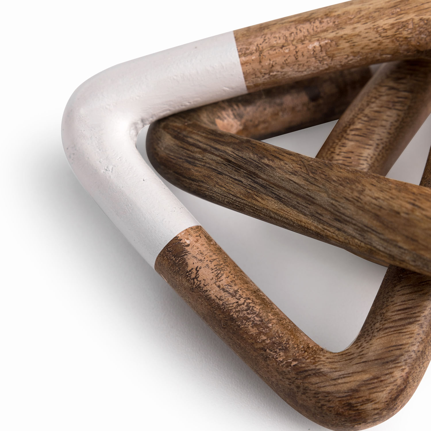Cadena en madera tríangulo - Imagen 4