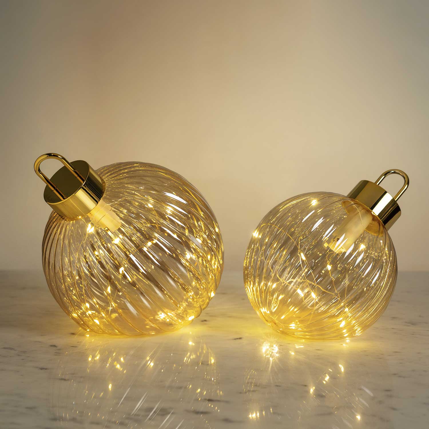 Bola led dorado 17cm - Imagen 6